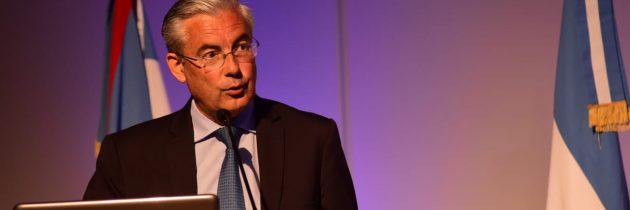 (Español) Conferencia de Jaime Rodríguez-Arana en el Congreso Internacional de Derecho Administrativo de Paraná